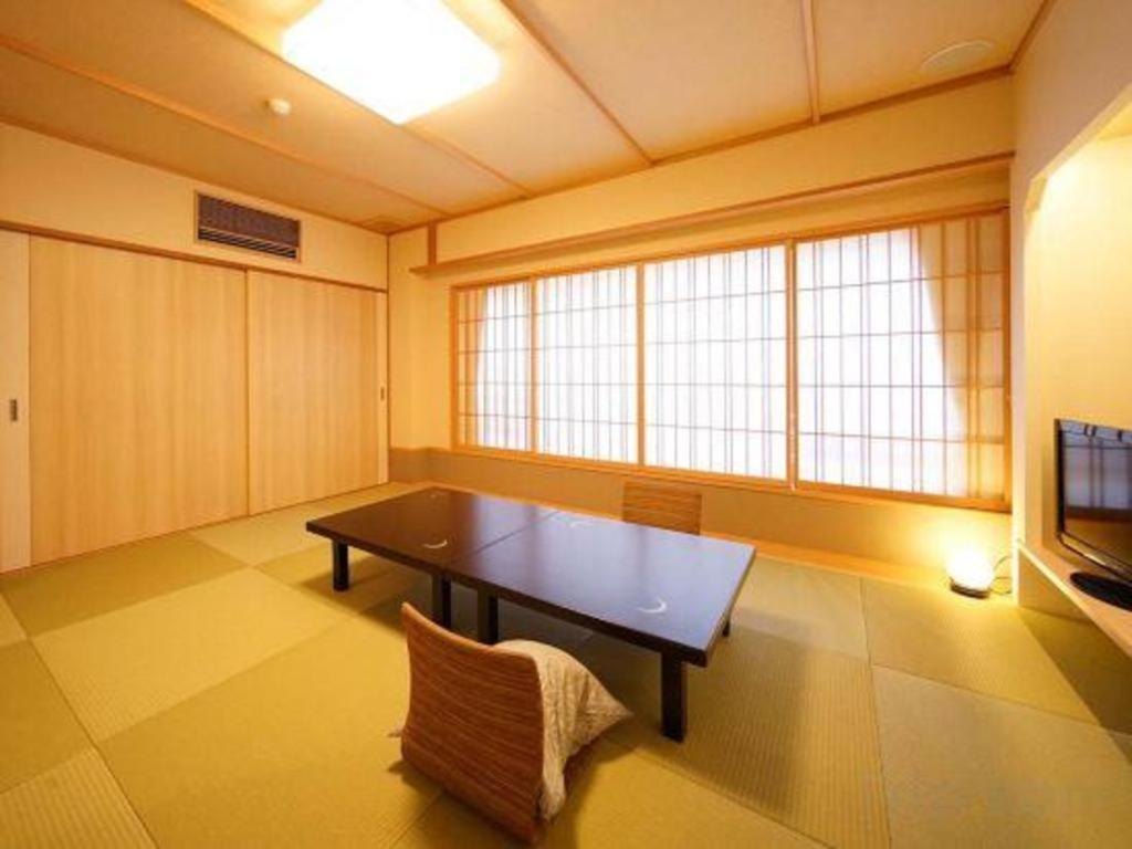 Tsukino Sumika Atami Juraku Hotel Exterior foto
